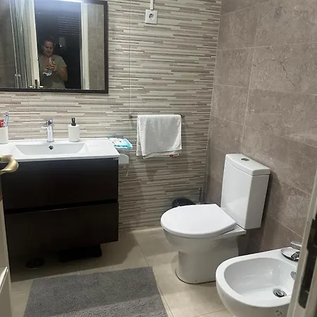Duplex For Families And Surfers! 아파트 *